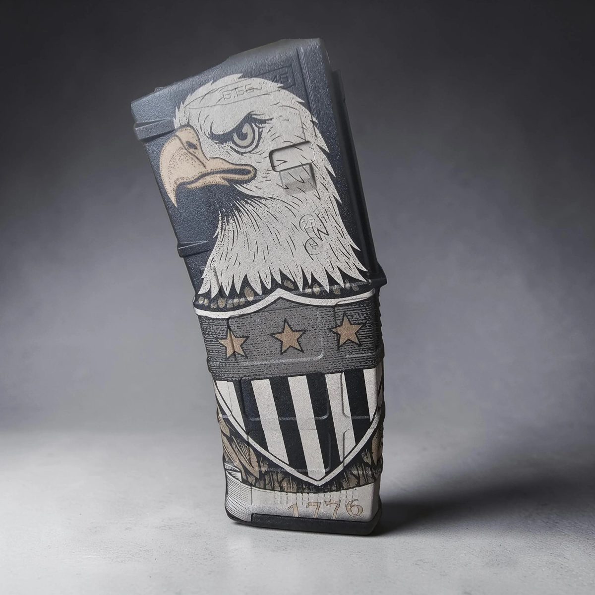 American Eagle PMAG File | Patriotic Fiber Laser Digital Design | Lightburn Ready SVG & DXF | 1776 Tactical Mag Art | 2A Custom PMAG Wrap Design — lasered result